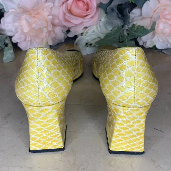 Stuart Weitzman 9.5 - Picture 4 of 6